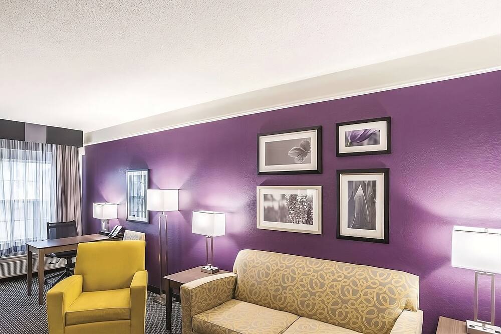 Photo of Livingroom in Woodlands Village