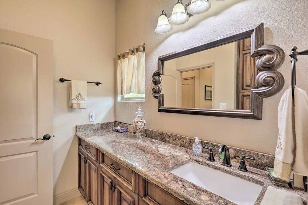 Photo of Bathroom in Bastrop