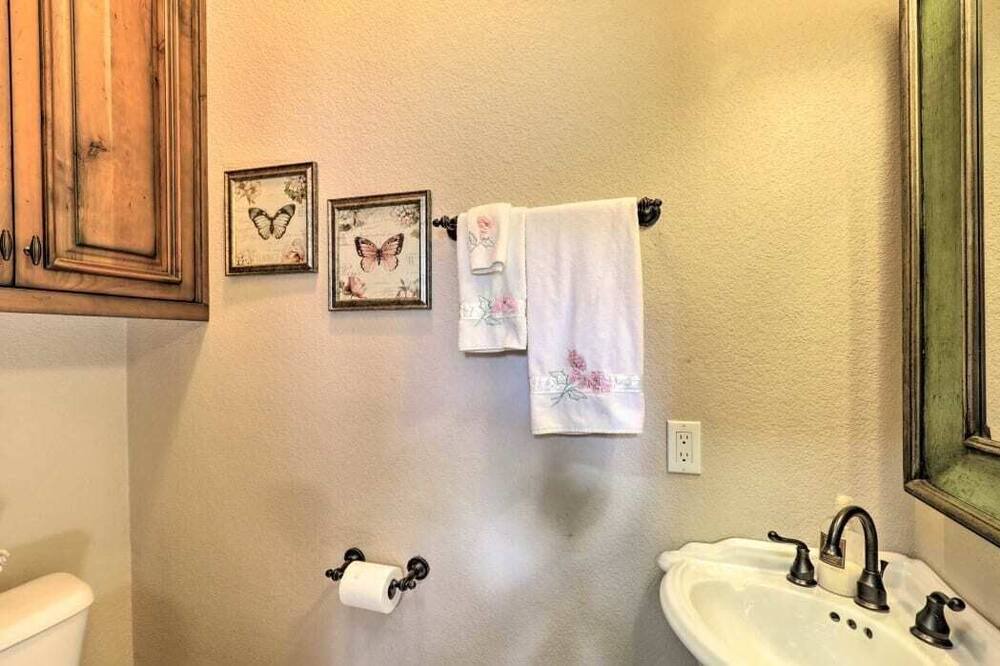 Photo of Bathroom in Bastrop