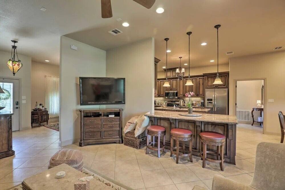 Photo of Bedroom in Bastrop