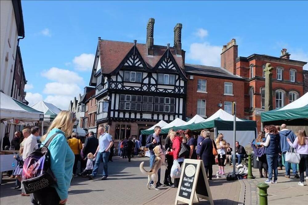 Photo of Others in Leek