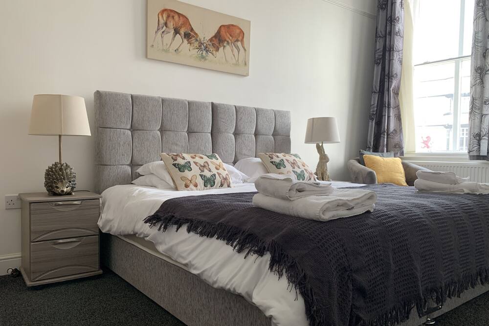 Photo of Others in Leek