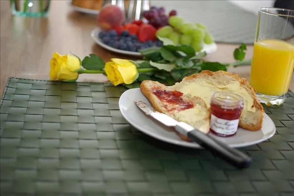 Photo of Others in Leek