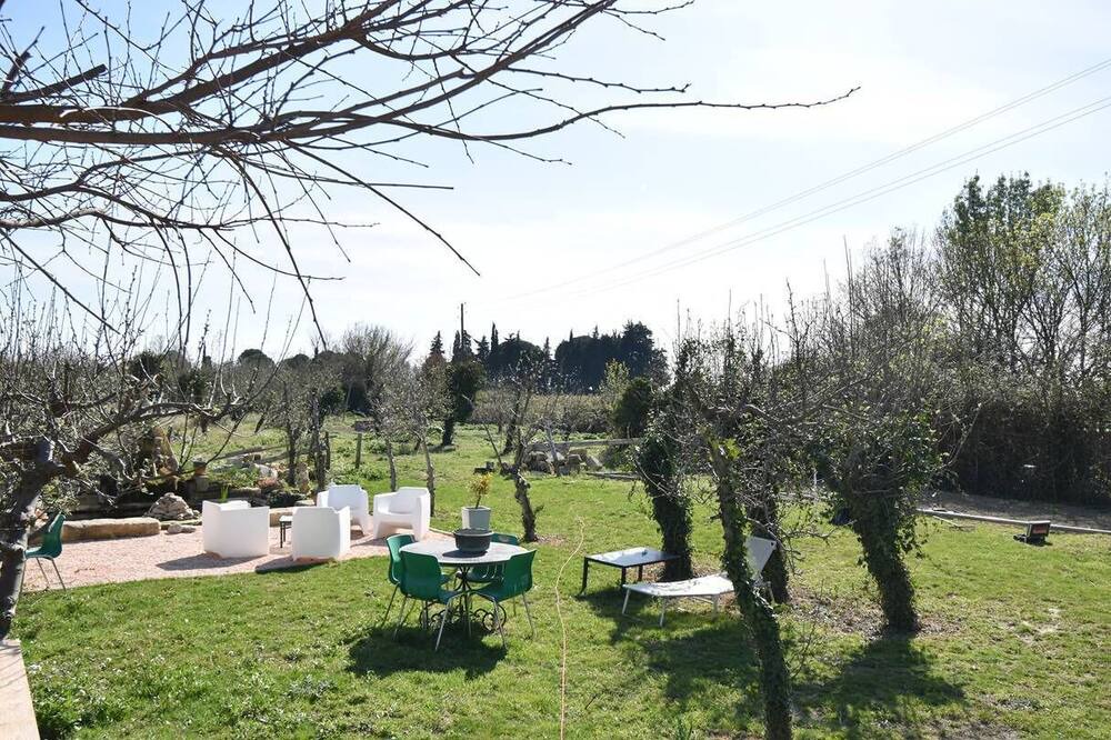 Photo of Others in Le Cailar