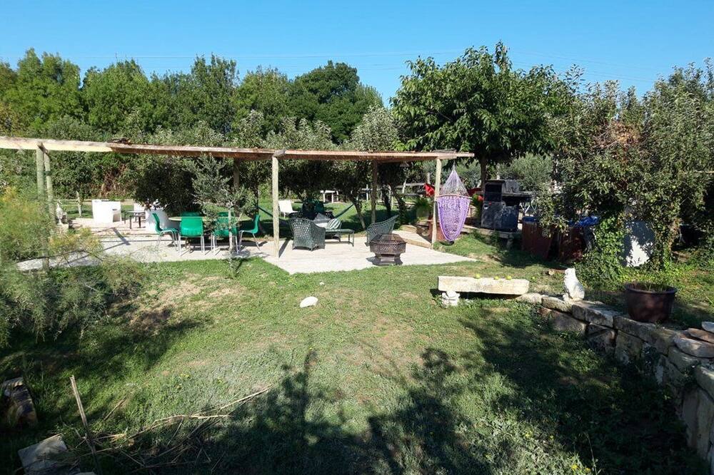 Photo of Others in Le Cailar