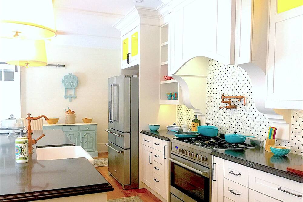 Photo of Kitchen in Midland
