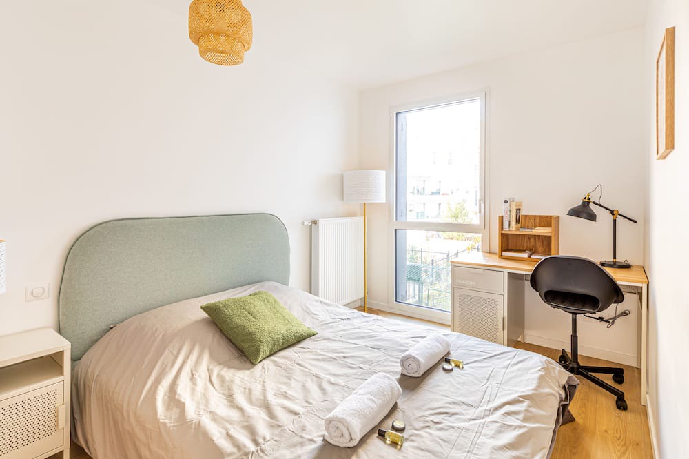 Photo of Bedroom in Arcueil