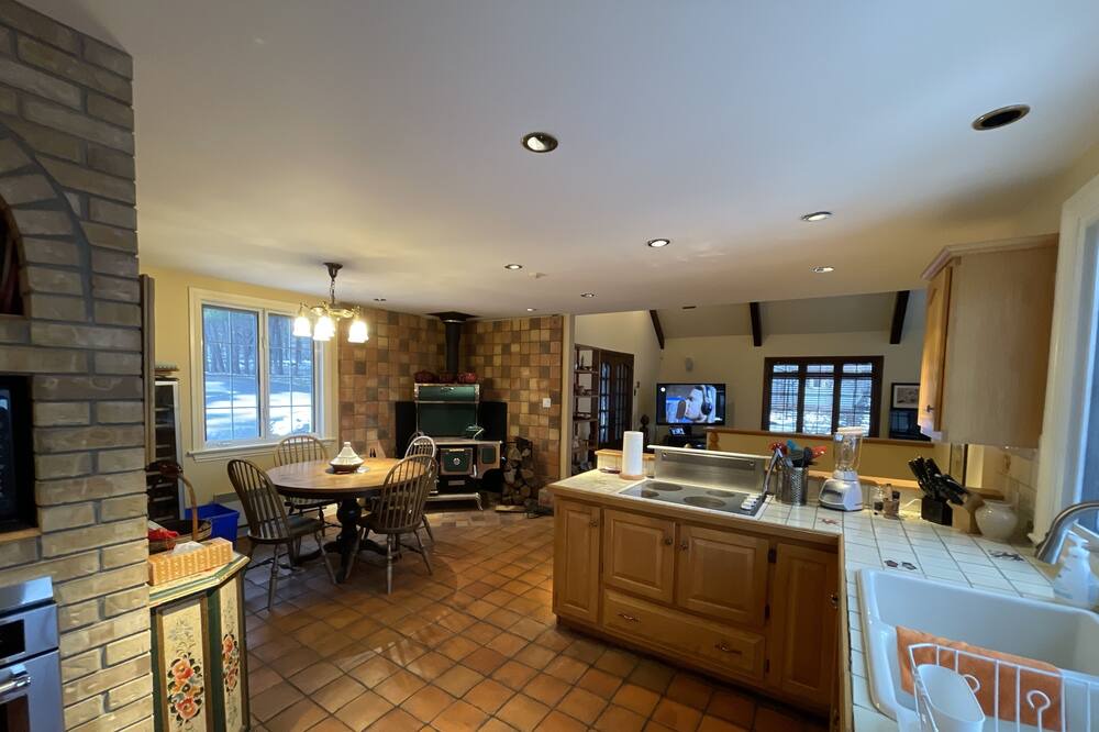 Photo of Kitchen in Knowlton