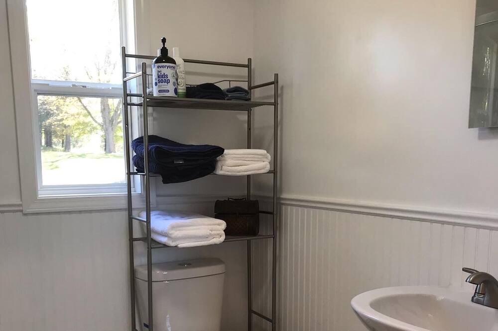 Photo of Bathroom in Bruno