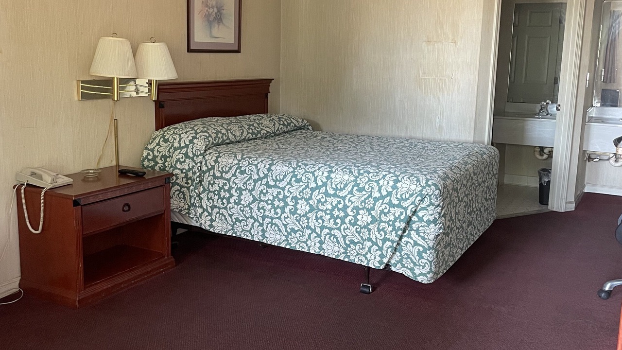 Photo of Bedroom in Loganville