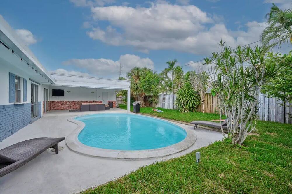 Photo of Outdoor in Lighthouse Point