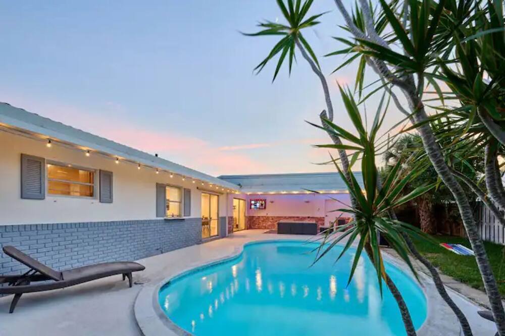 Photo of Outdoor in Lighthouse Point