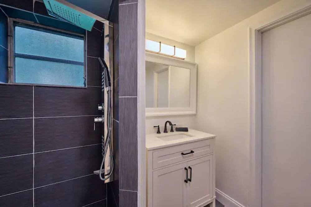 Photo of Bathroom in Lighthouse Point