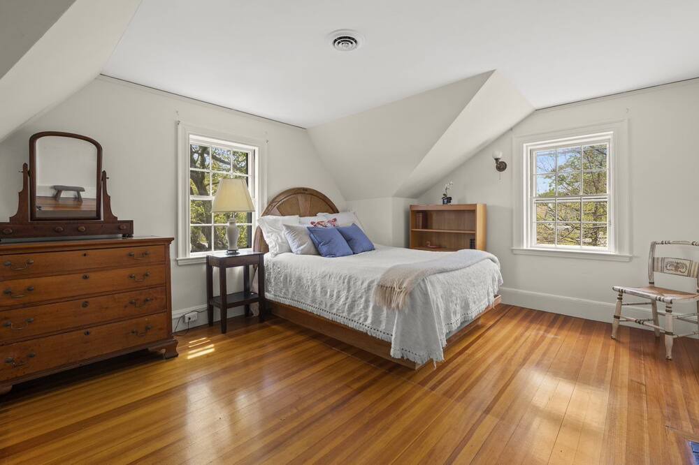 Photo of Bedroom in Nahant
