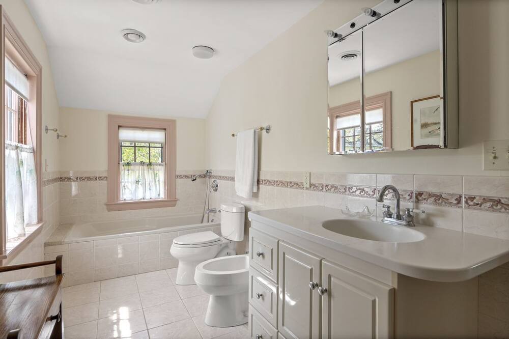 Photo of Bathroom in Nahant