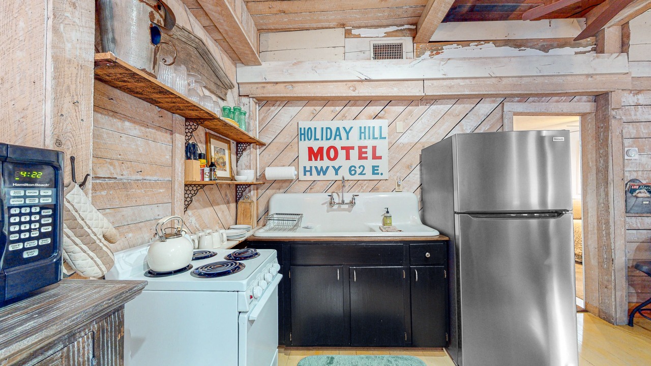 Photo of Kitchen in Eureka Springs Historic District