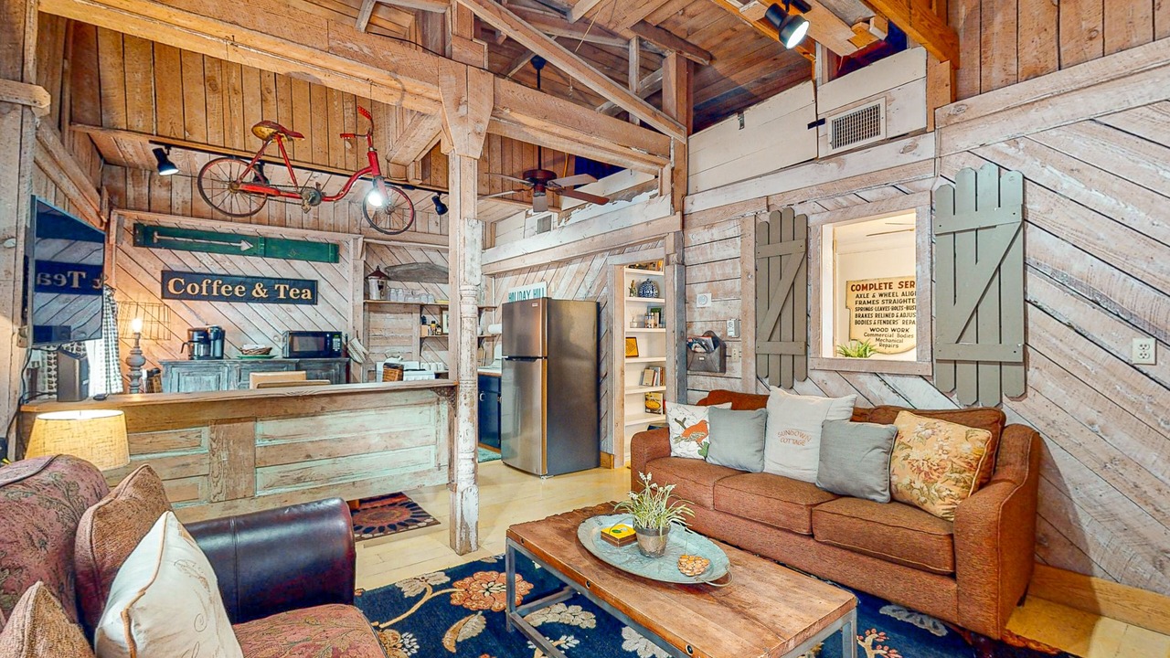 Photo of Livingroom in Eureka Springs Historic District
