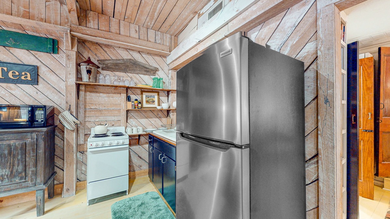 Photo of Kitchen in Eureka Springs Historic District