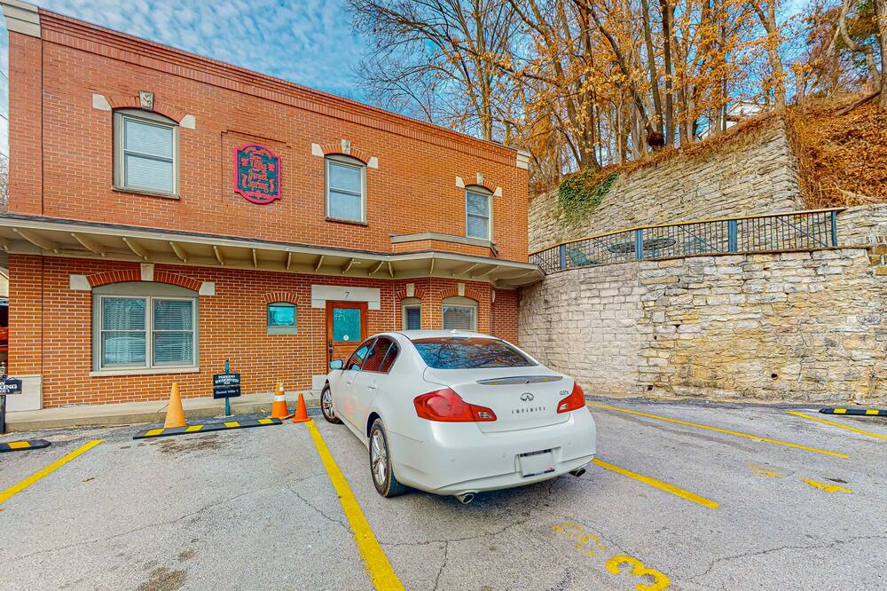 Photo of Others in Eureka Springs Historic District