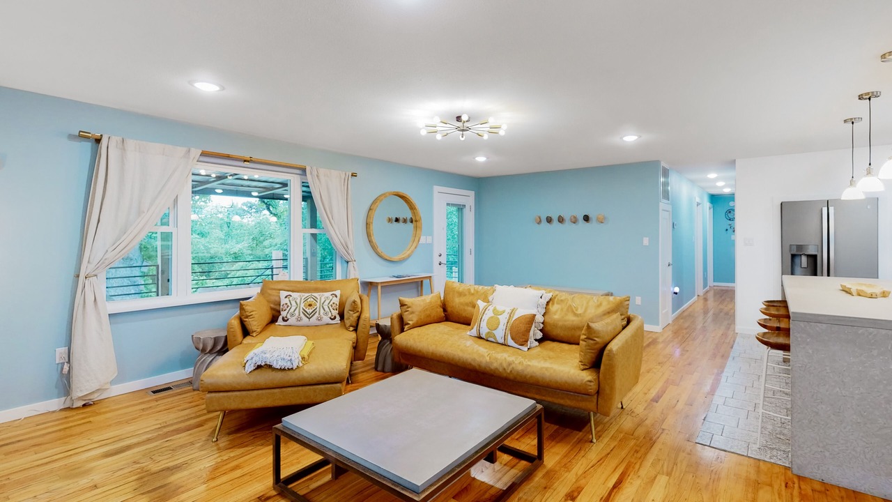 Photo of Livingroom in Eureka Springs