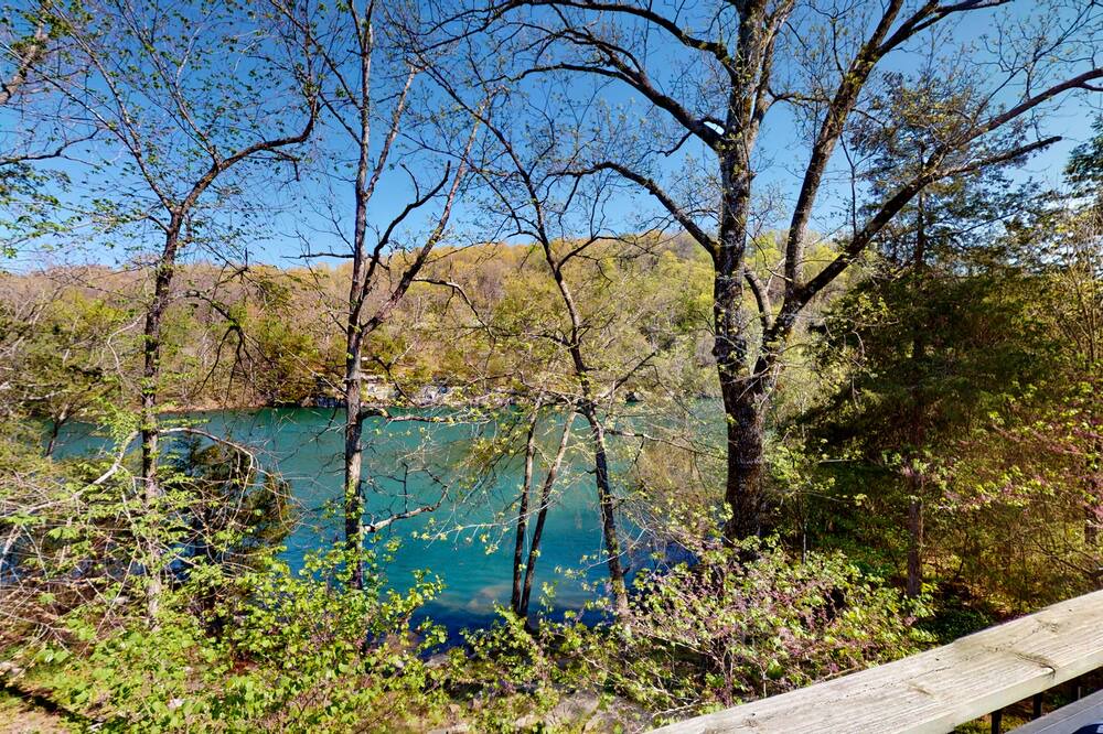 Photo of Others in Eureka Springs