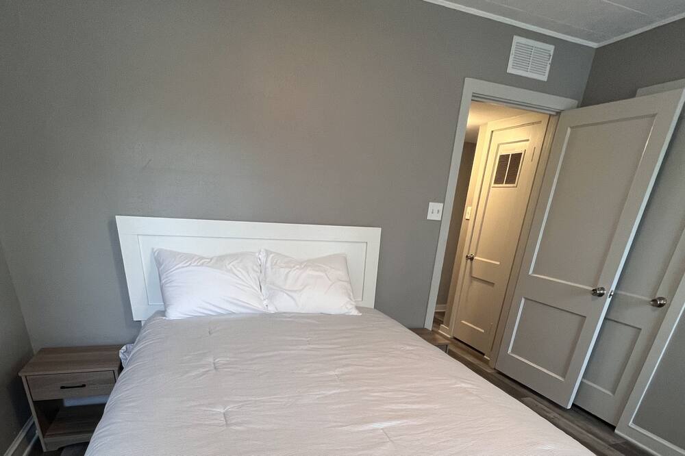 Photo of Bedroom in Littlefield
