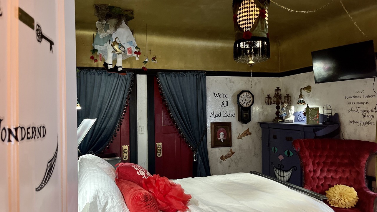 Photo of Bedroom in Poverty Ridge