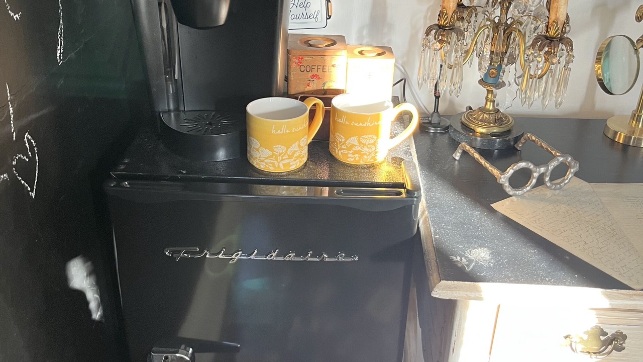 Photo of Bedroom in Poverty Ridge