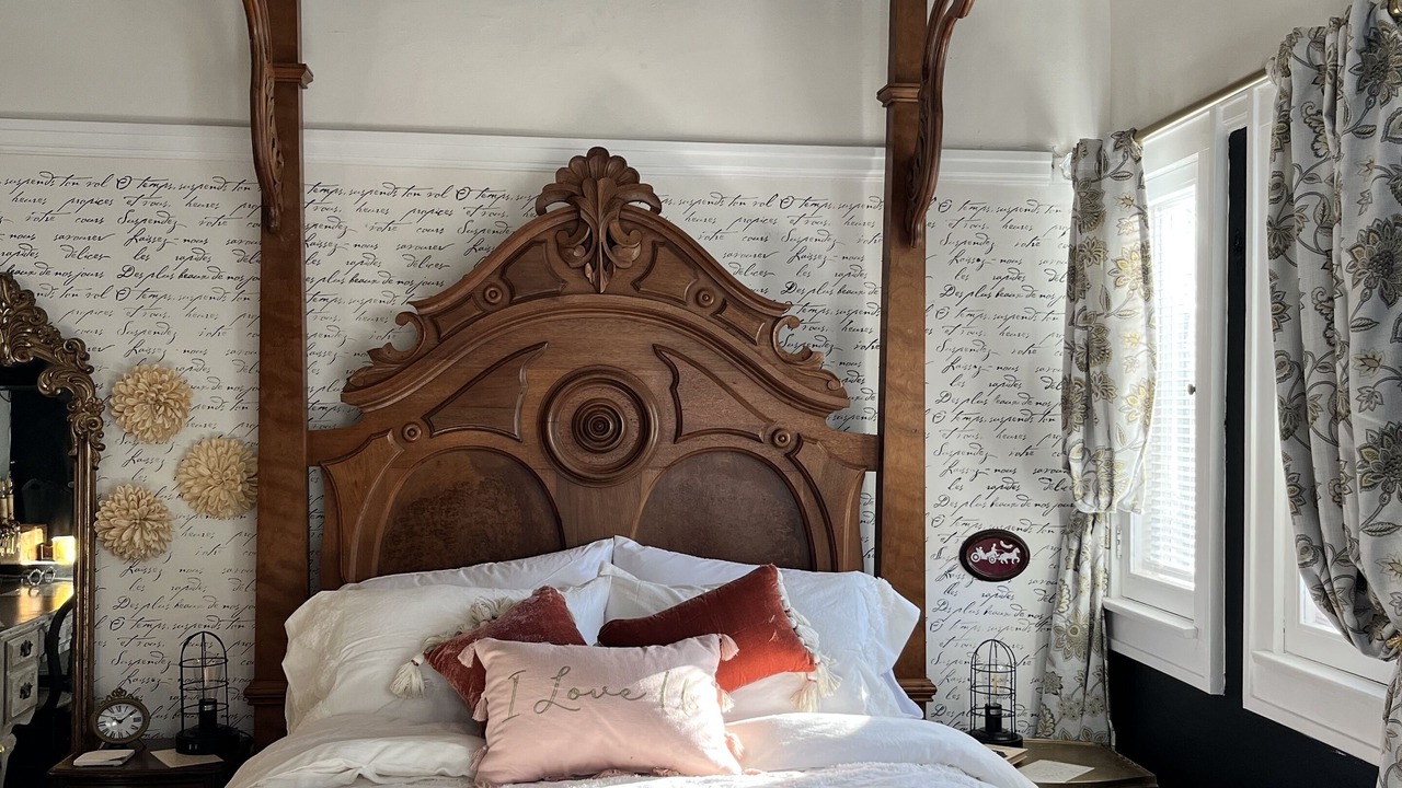 Photo of Bedroom in Poverty Ridge