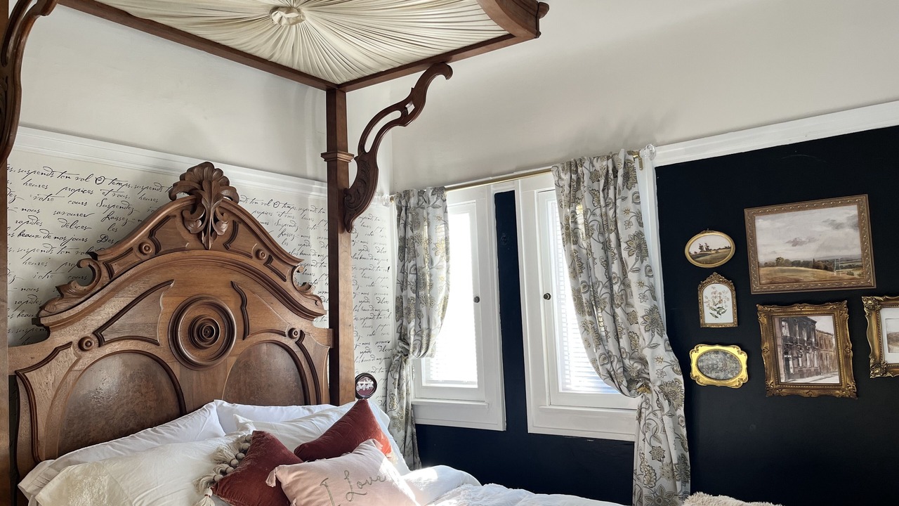 Photo of Bedroom in Poverty Ridge