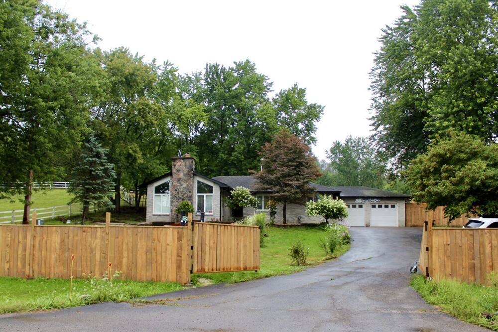 Photo of Outdoor in Caledon