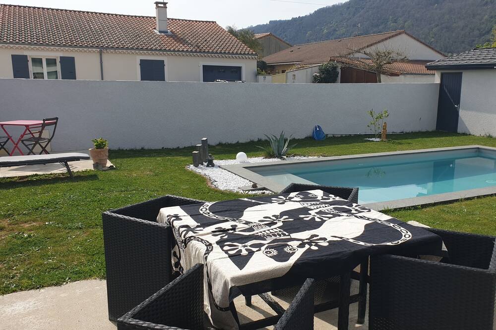Photo of Outdoor in Glun