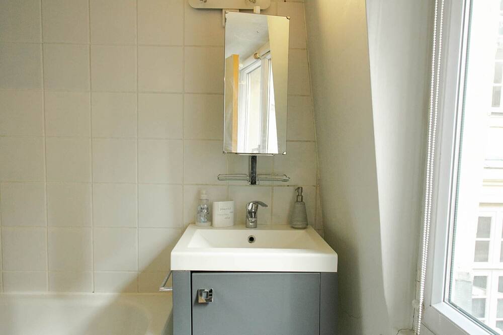 Photo of Bathroom in Les Iles