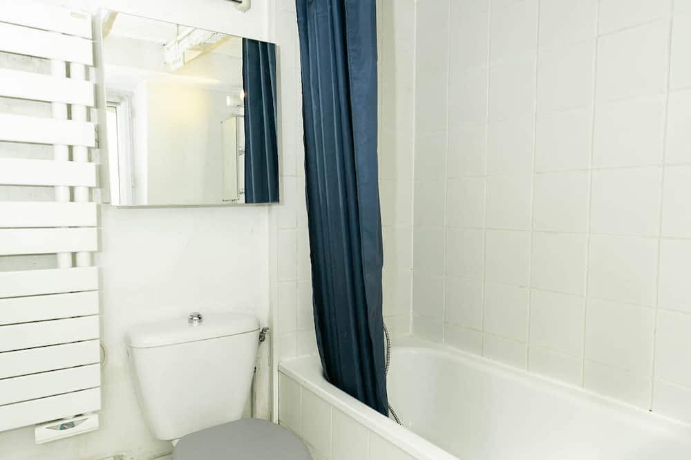 Photo of Bathroom in Les Iles