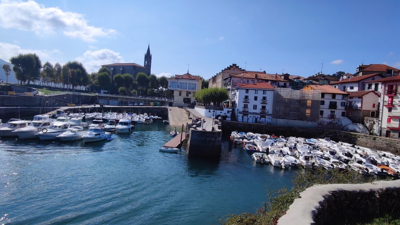 Photo of Others in Mundaka