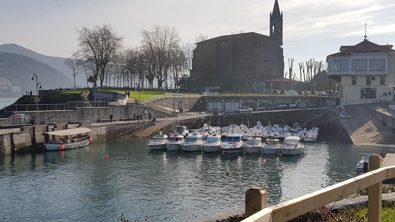 Photo of Others in Mundaka