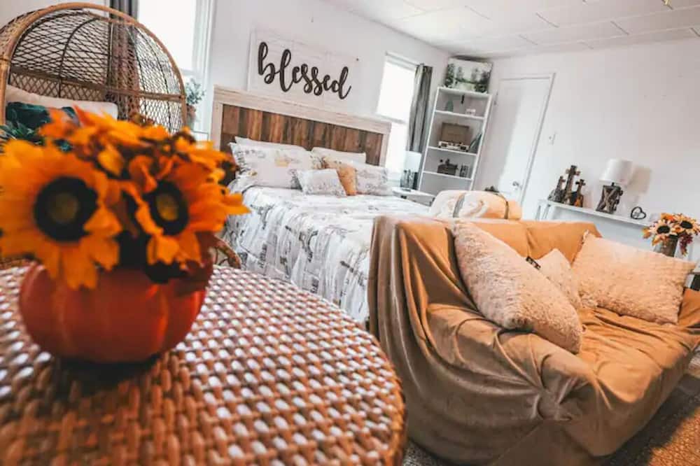 Photo of Bedroom in Arkansas City