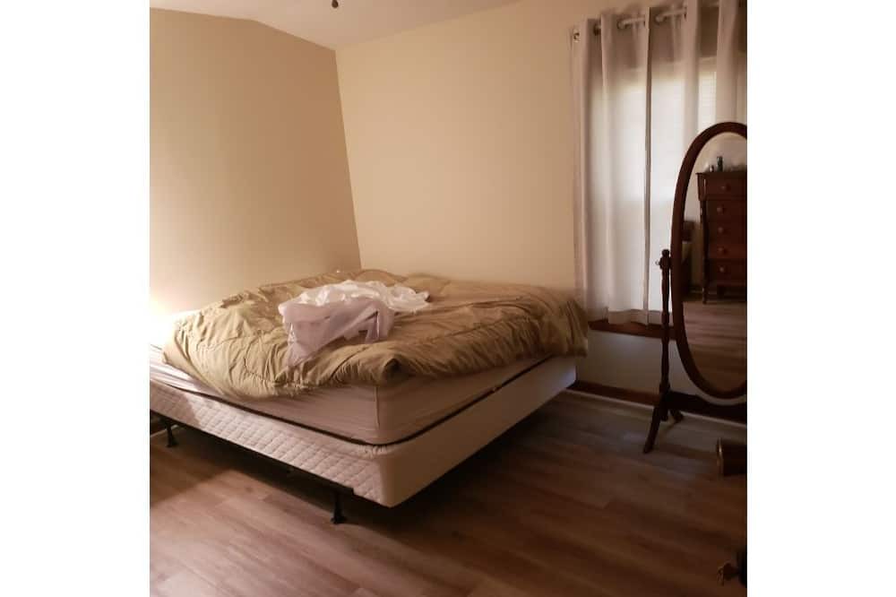Photo of Bedroom in Marion