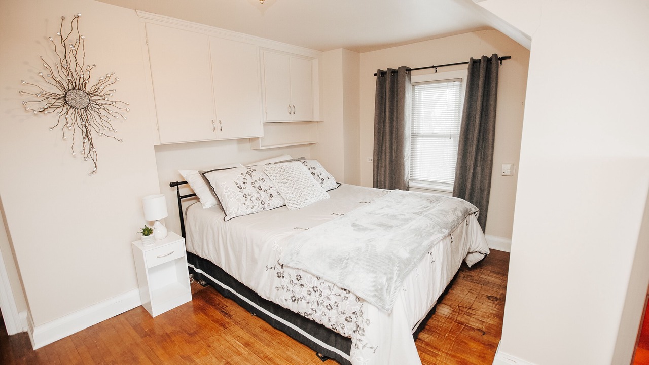 Photo of Bedroom in Louth