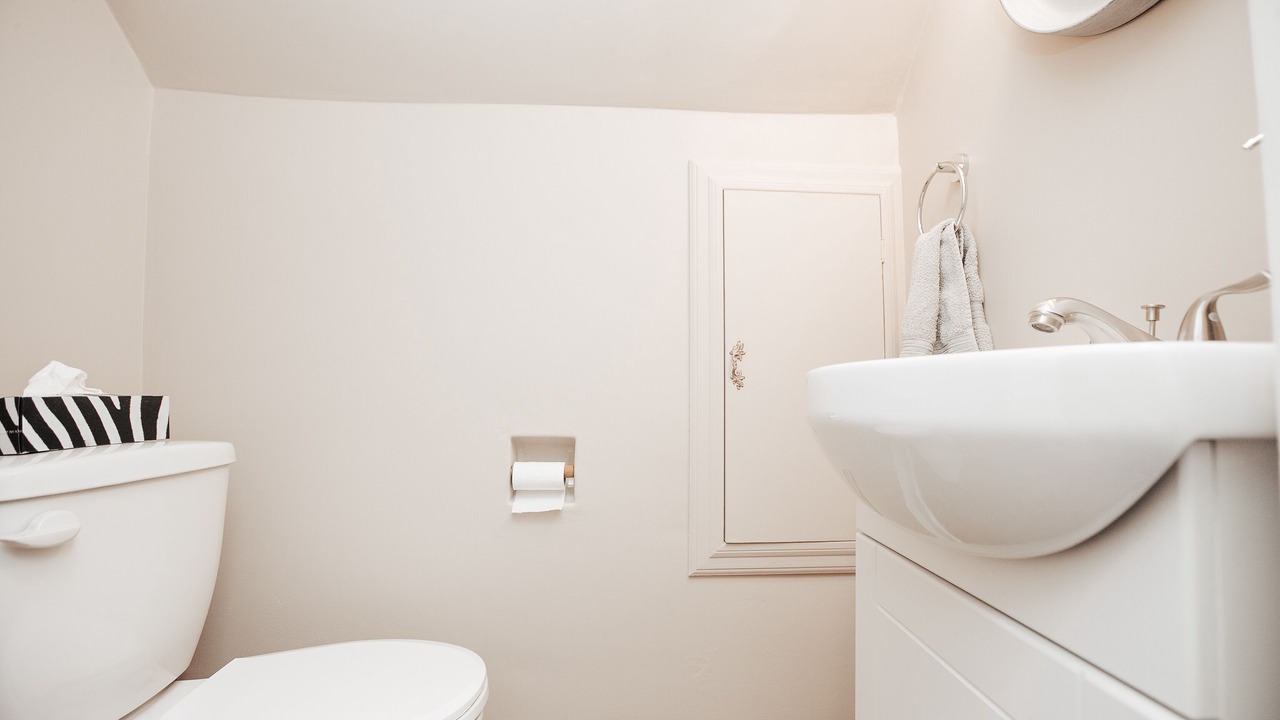 Photo of Bathroom in Louth