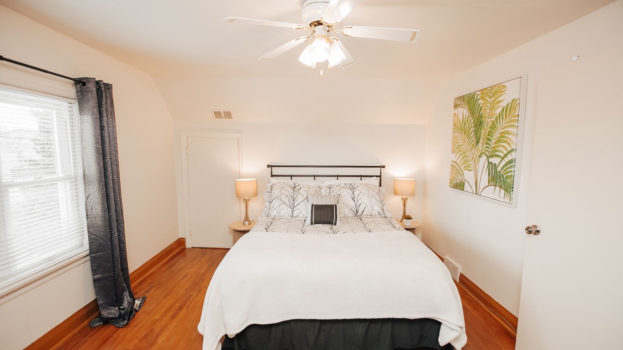 Photo of Bedroom in Louth
