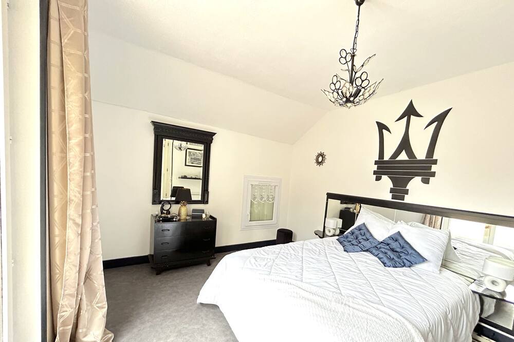 Photo of Bedroom in Livet-et-Gavet