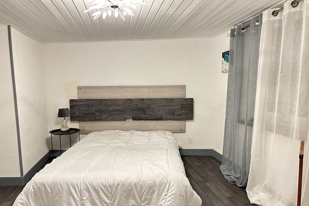 Photo of Bedroom in Livet-et-Gavet