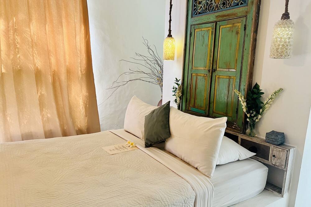 Photo of Bedroom in Babakan