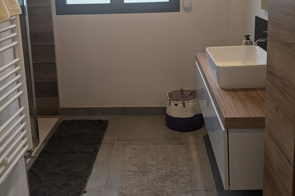 Photo of Bathroom in Ferrieres