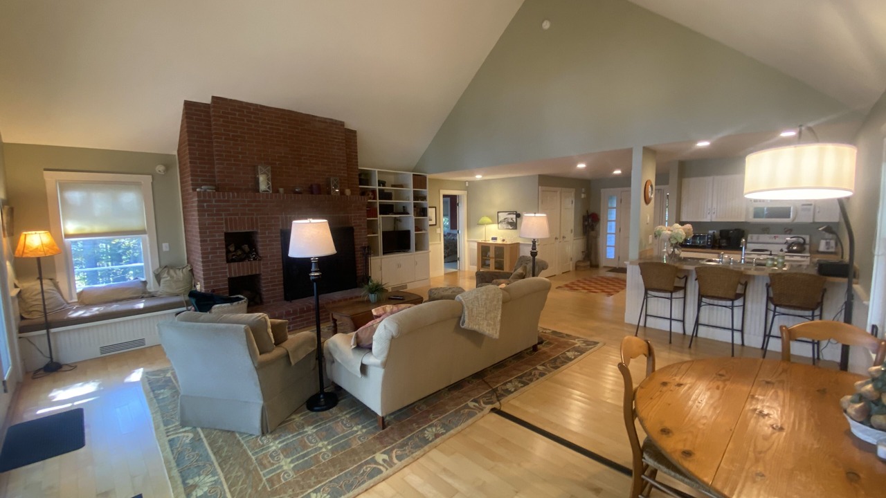 Photo of Livingroom in Cushing