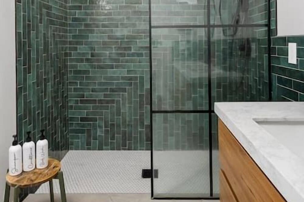 Photo of Bathroom in Elverta