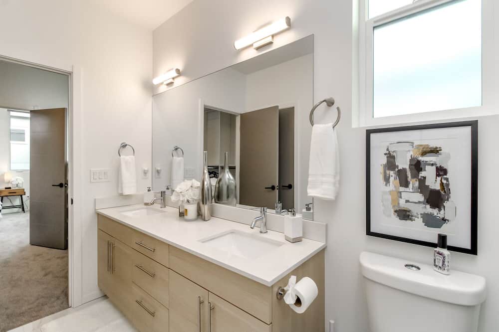 Photo of Bathroom in South Delridge