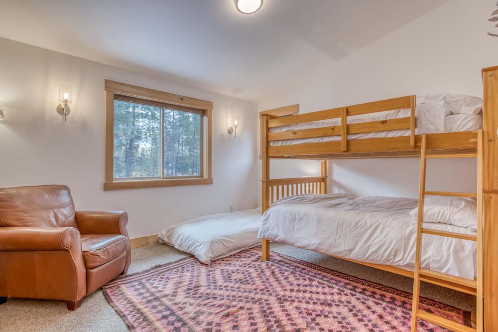 Photo of Bedroom in Three Rivers