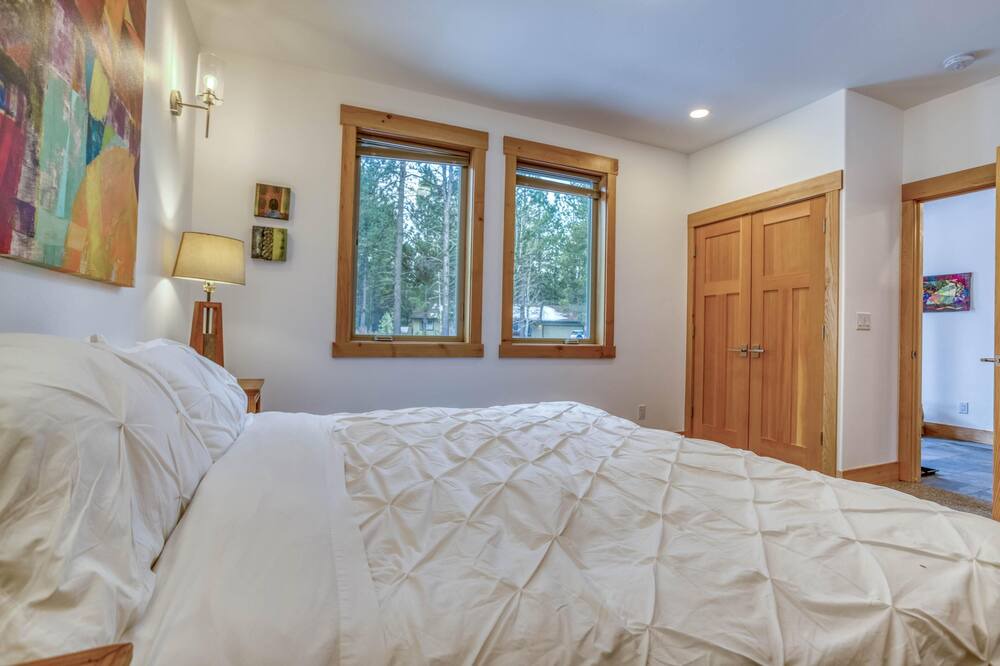 Photo of Bedroom in Three Rivers